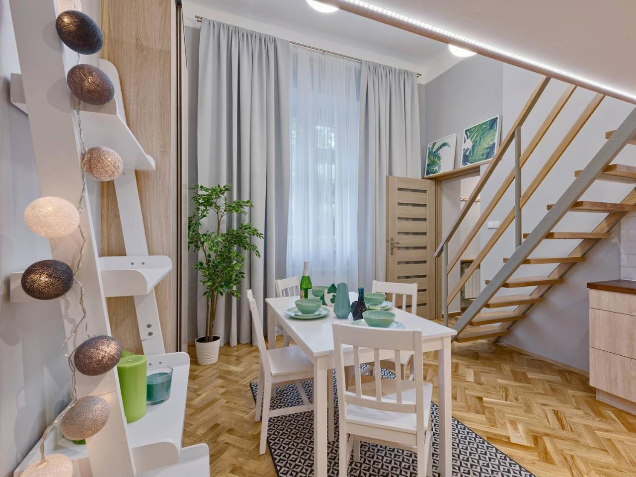Centre Apartments-Old Town Krakow Exterior photo