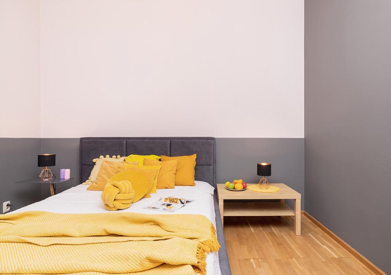 Centre Apartments-Old Town Krakow Room photo