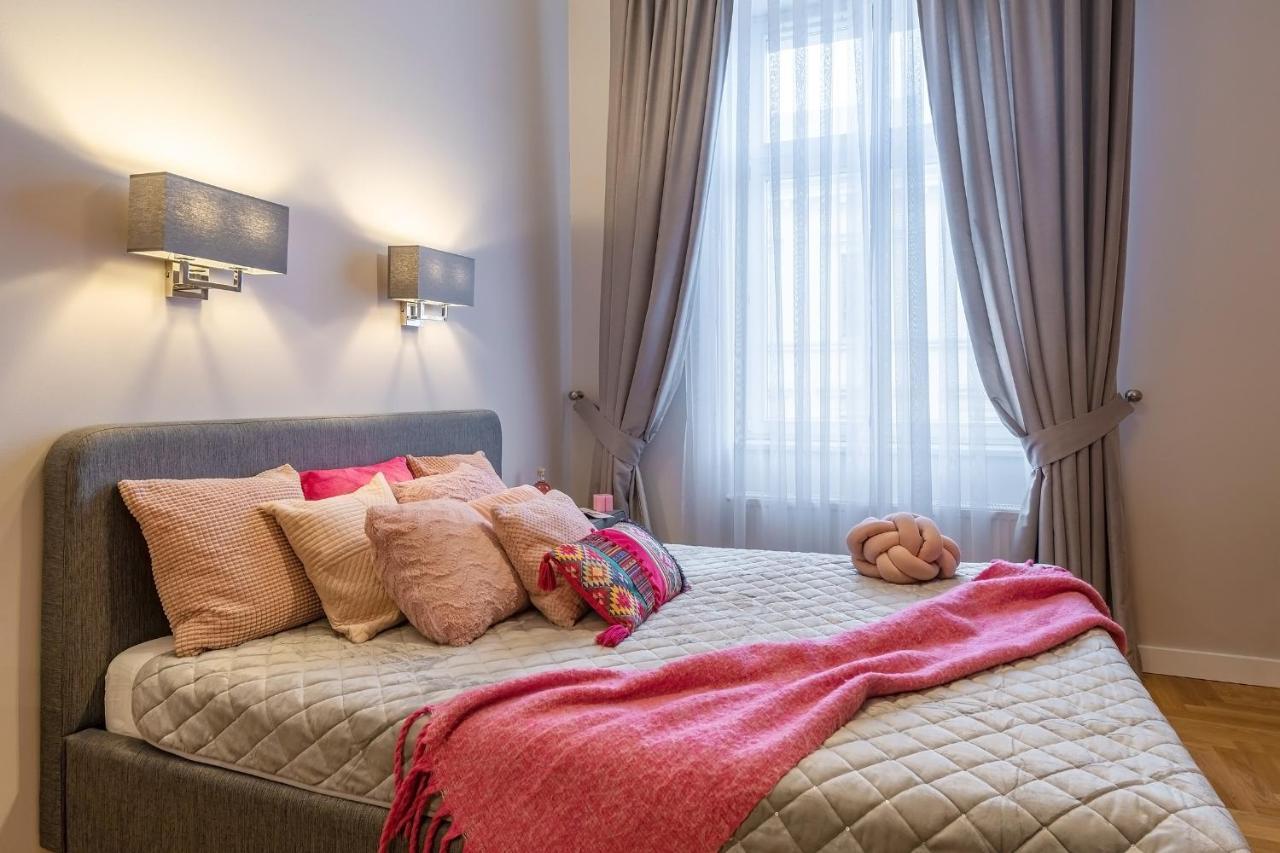 Centre Apartments-Old Town Krakow Room photo